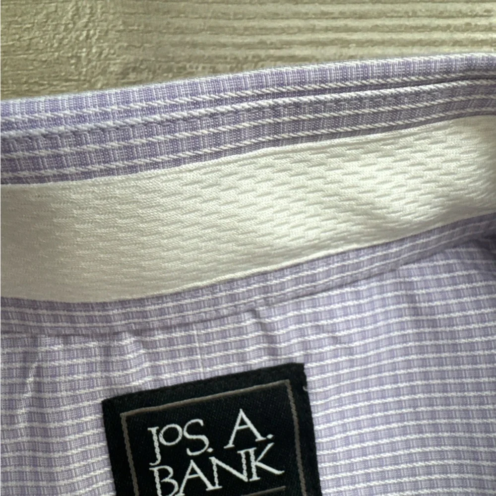 Jos A Bank Traveler‎ Shirt Men Tailored Fit Lilac Checkered Long Sleeve 16 35